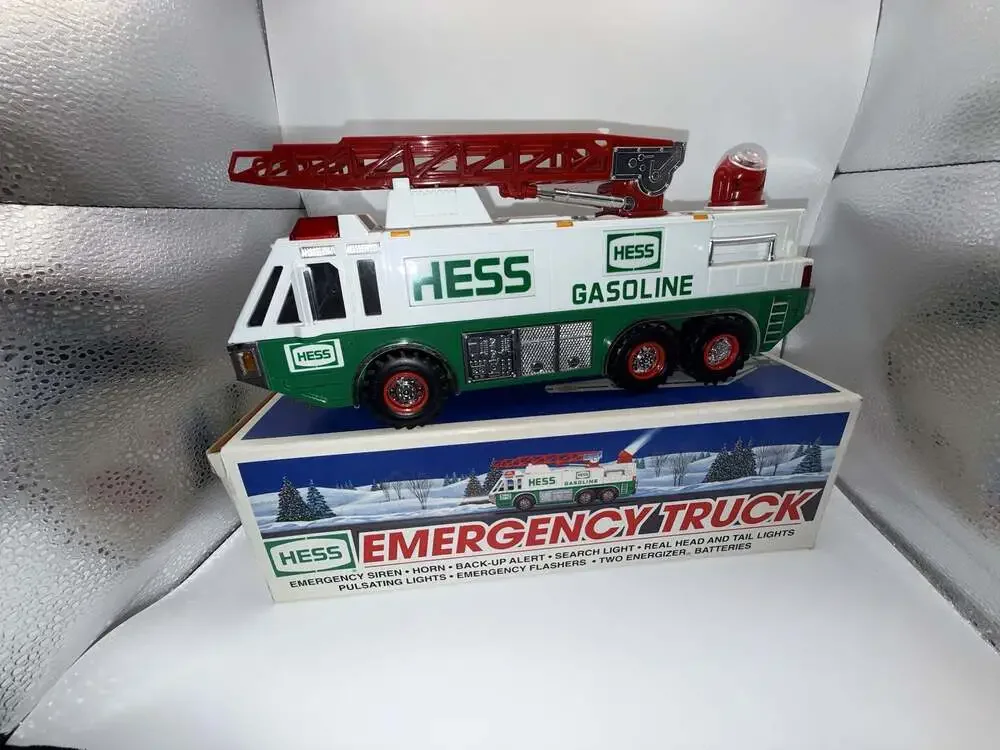 1996 Hess Emergency Ladder Truck Toy with Original Box